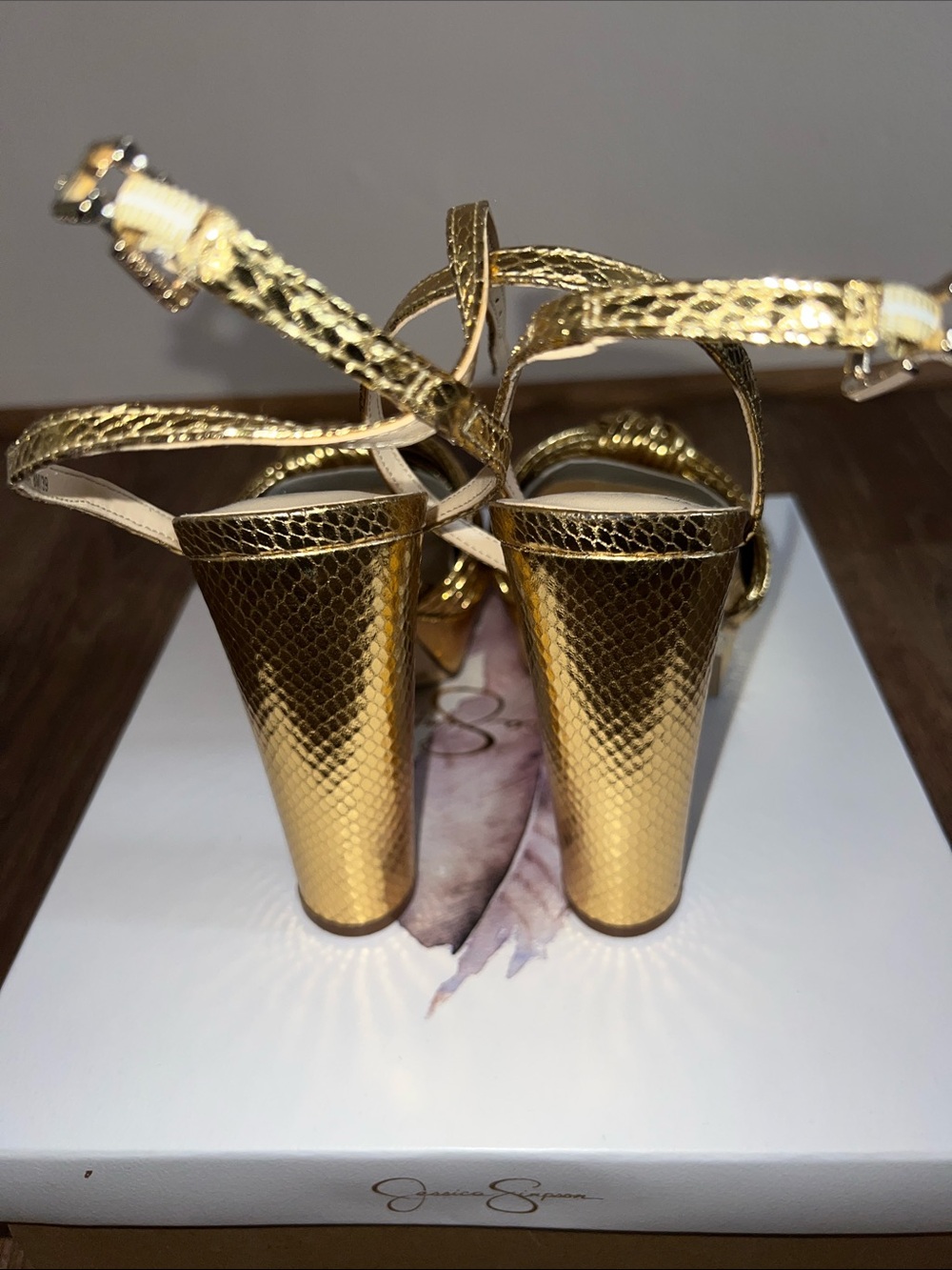 Jessica Simpson Gold Knot-Front Slingback Sandals - Picture 4 of 4